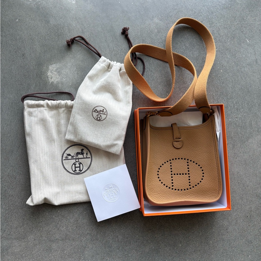 BRAND NEW, AUTHENTIC Hermès Mini Evelyne Leather Crossbody Purse  PRICE IS FIRM
